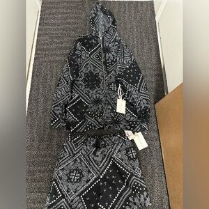 NWT J For Justify Hoddie And Short Sz L